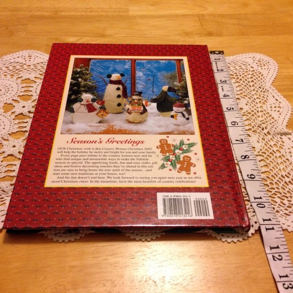 Country Woman Christmas crafts and recipes 2002 - Picture 2 of 10